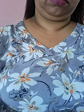 Pertunjukan Kamera Web Ravina_patil1