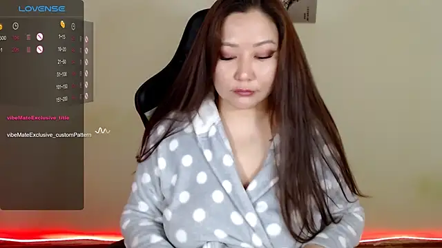 LisaAsianFlower 即時 XXX 聊天