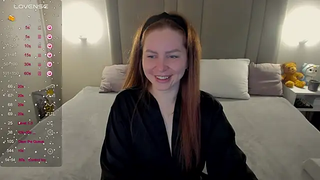Chatroom XXX en direct de MikaBloom
