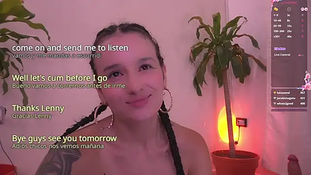 Sisirojas' Live XXX Chat