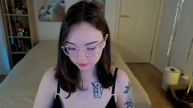 Chatroom XXX en direct de MilenaSaint