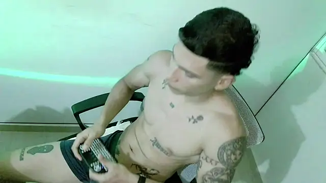 srghost333 Chat XXX in diretta