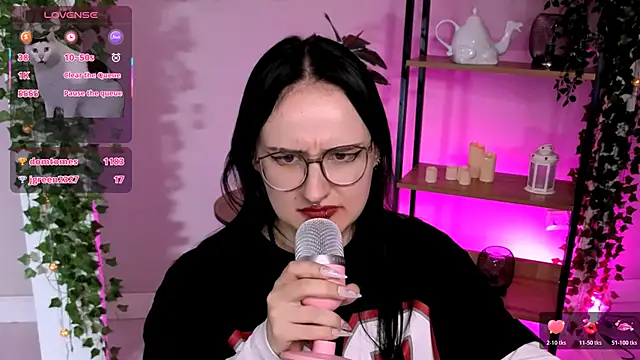 XXX chat uživo modela Ame_xCore