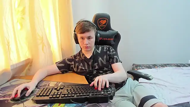 iliaskrislove Webcam Show