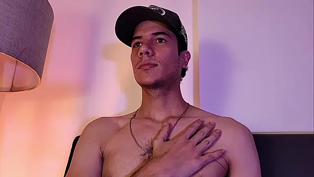 Chat XXX en directo de Derek_stud_