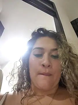 Czat XXX na żywo – Sara_smiiith211