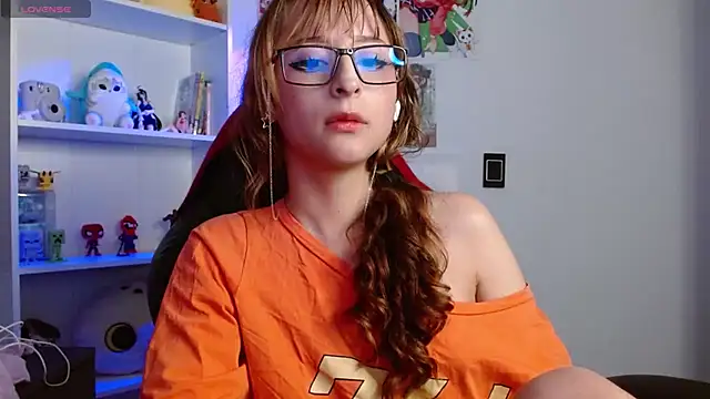 CelesteAyase Chat XXX in diretta