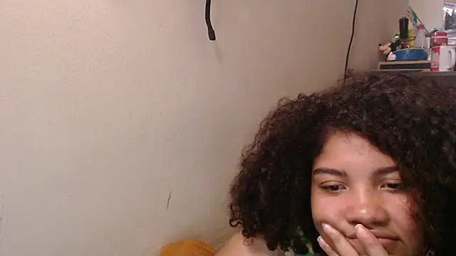 XXX chat uživo modela madelene