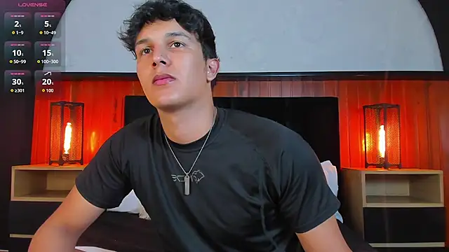 Živý XXX chat Leo_Savage_