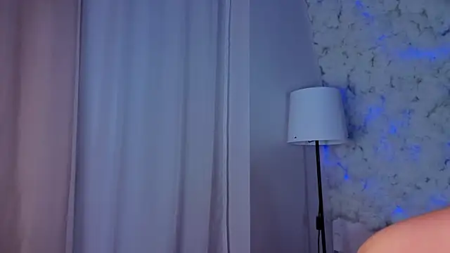 AntonelaAmeli 即時 XXX 聊天