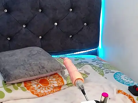 Saray_Swety Adlı Modelin Canlı XXX Sohbeti