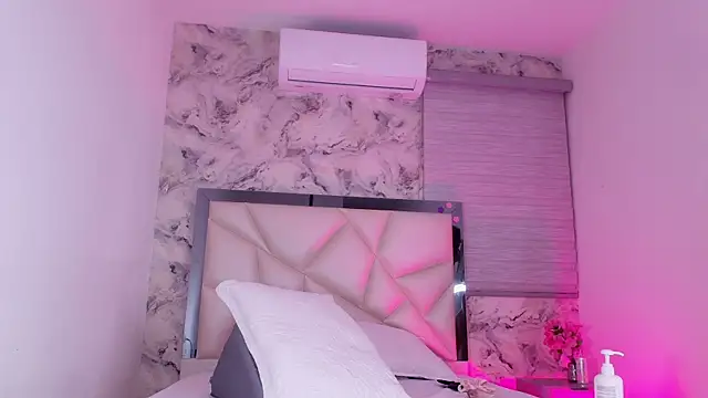 kendal_rossi's Live XXX Chat