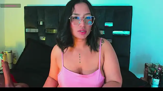 Czat XXX na żywo – SussySunny_