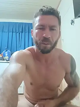 RobertoLuiz84 live XXX chat