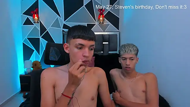 Juan_Nd_Steven Show in webcam