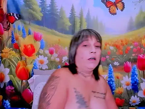 Chat +18 de indianroxy ao vivo