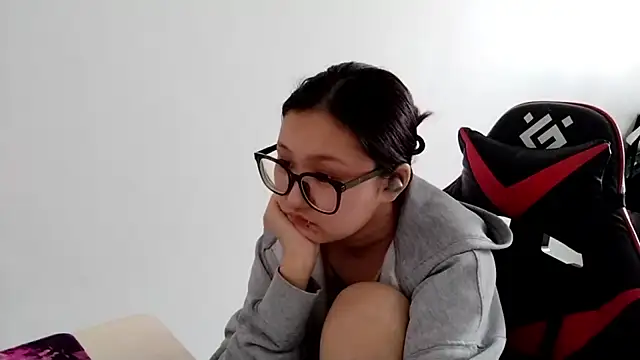 Chat XXX en directo de AdelineCanup
