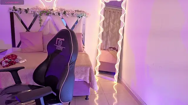 XXX chat uživo modela SABRIINA_TAY