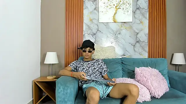 Онлайн чат XXX BOUL_GUYS