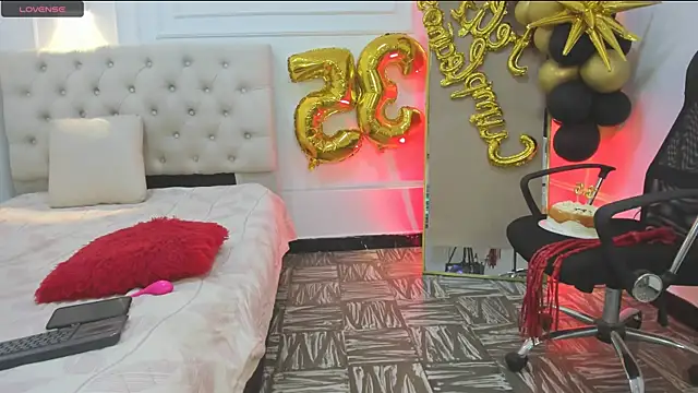 Show de charlotte_dante212 na webcam