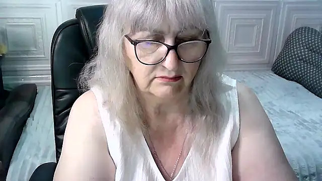 LolkaAlyss Webcam Show