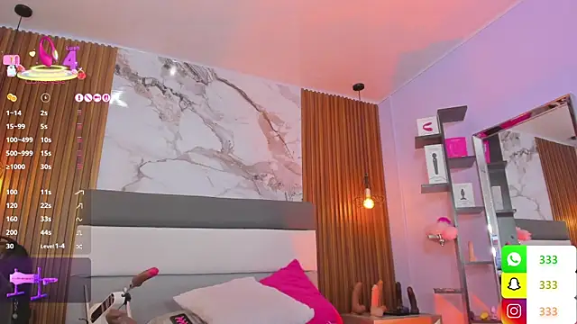 LIA_ROUX1 élő XXX-chatje