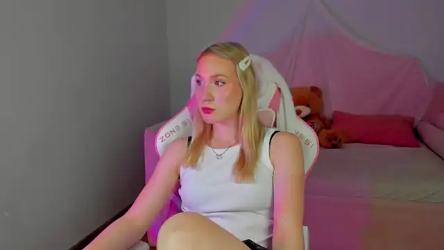 ElaraVoltage Live XXX-chat