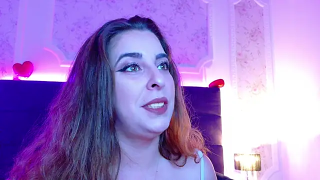 KarinaNoir's Live XXX Chat