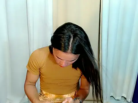 عرض كام urhotty_megss
