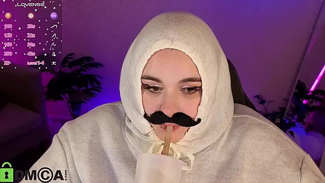 Mia_R0ss Adlı Modelin Canlı XXX Sohbeti