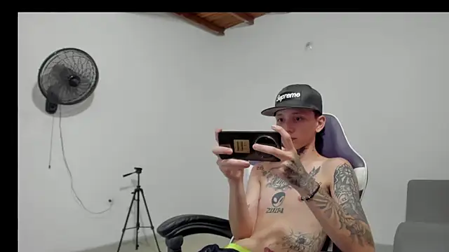 Show webcam de StraightBoy_Nick