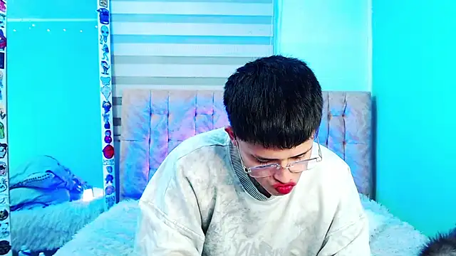 _justinmoon2 Adlı Modelin Canlı XXX Sohbeti