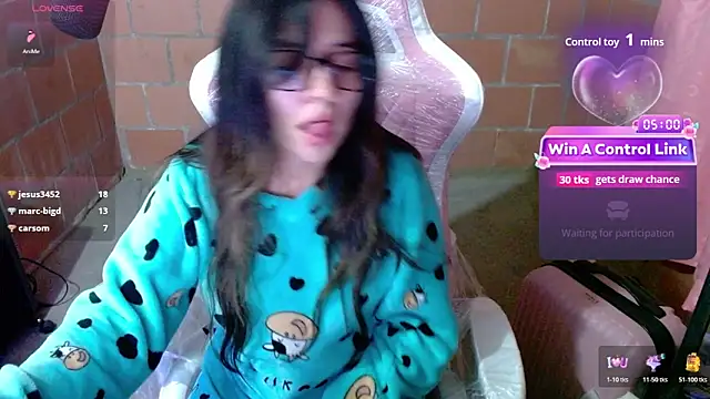 Czat XXX na żywo – Maggie_Fox3