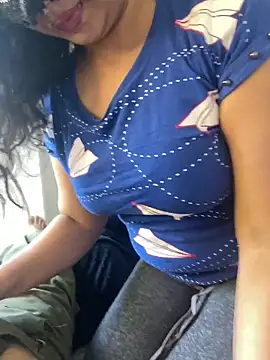 Chatroom XXX en direct de IndianLatinaa