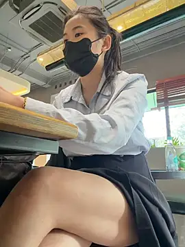 Tina_995's Live XXX Chat
