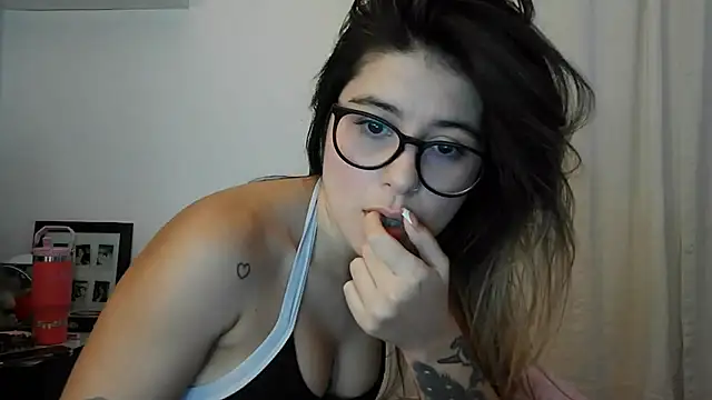 Chat XXX ao vivo de luca23millo90
