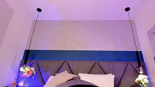Amber_Santana Adlı Modelin Canlı XXX Sohbeti