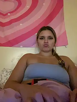 Pokazy przed kamerką – breebabexoxo