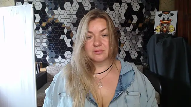 NikaSkylink: онлайн-секс-чат