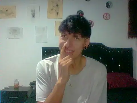 Show de Noah_mod na webcam