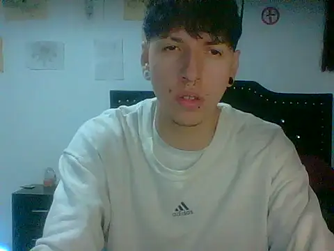 Noah_mod webcam show