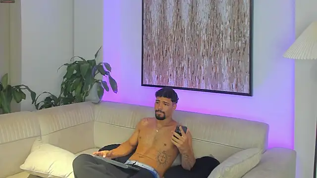 Show modela justin_lenox na web-kameri