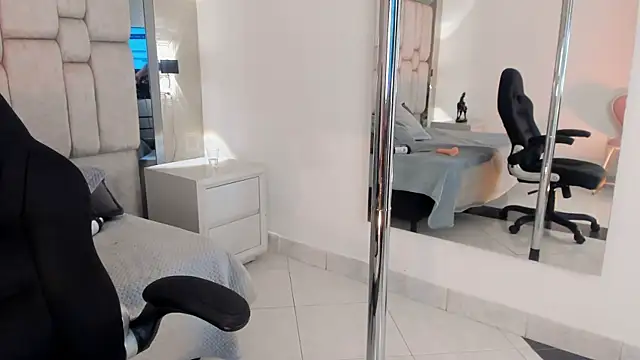 LilithBloom7 Chat XXX live
