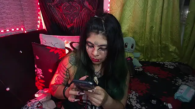 Eta_carinae's Live XXX Chat