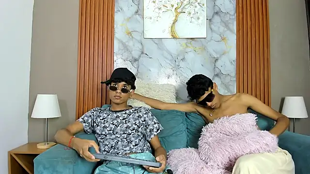 Chat +18 de BOUL_GUYS ao vivo
