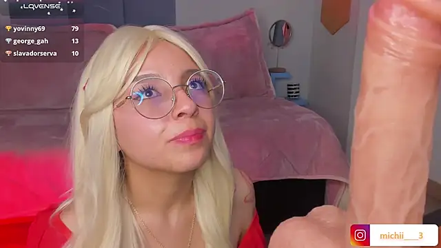 Chat XXX en directo de kitty_patitas_suavesss