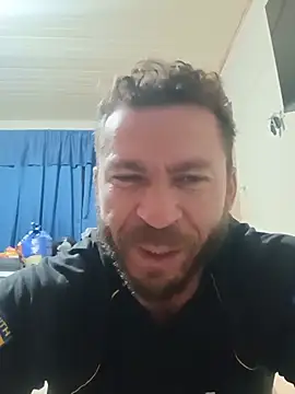 Chat +18 de RobertoLuiz84 ao vivo