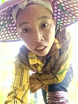 NIANIAKUTE Chat XXX live