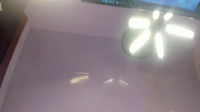 Chat XXX Live LittleeJaz