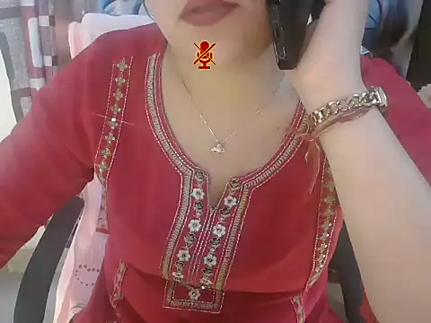 _chitranshi élő XXX-chatje